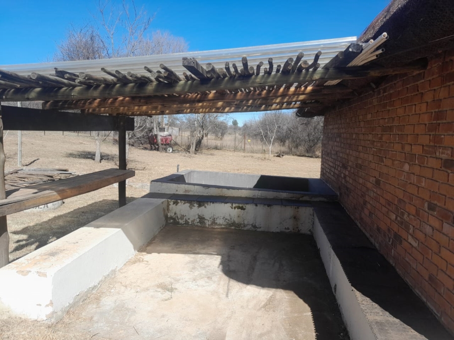 2 Bedroom Property for Sale in Viljoenskroon Free State